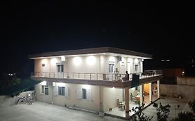 Dhoma Plazhi Nefeli